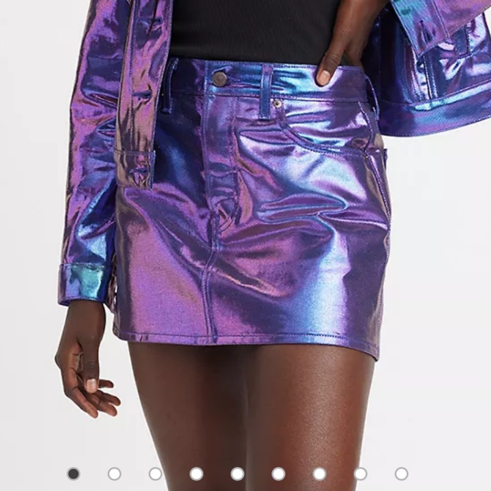 Levi’s pearlescent icon skirt